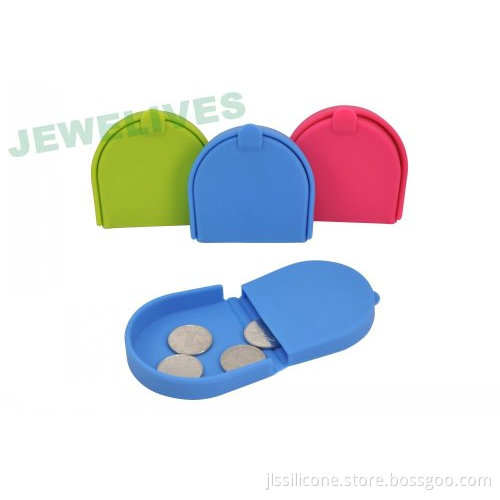Silicone Cosmetic Pouch In Folding Style 